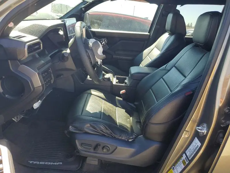 2025 TOYOTA TACOMA TRD SPORT HV  