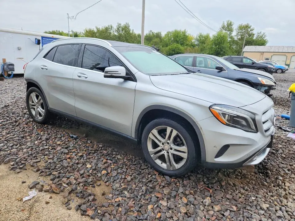 2015 MERCEDES-BENZ GLA 250 4MATIC  