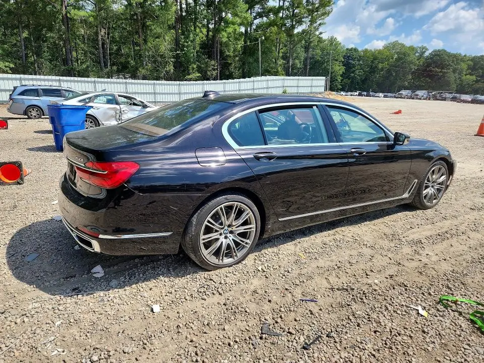 2017 BMW 750 I  