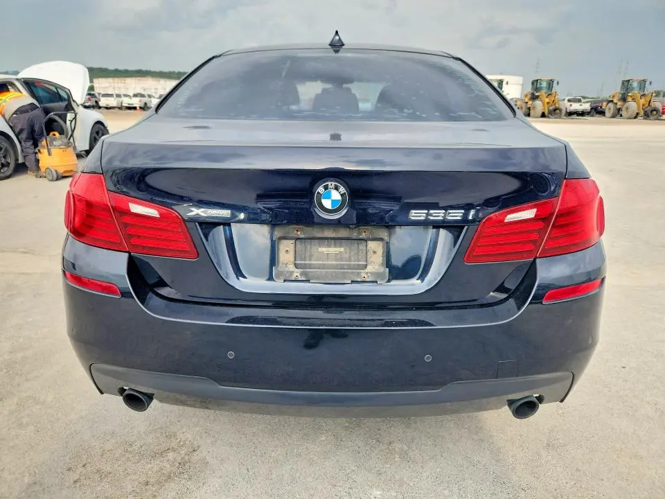 2016 BMW 535 XI  