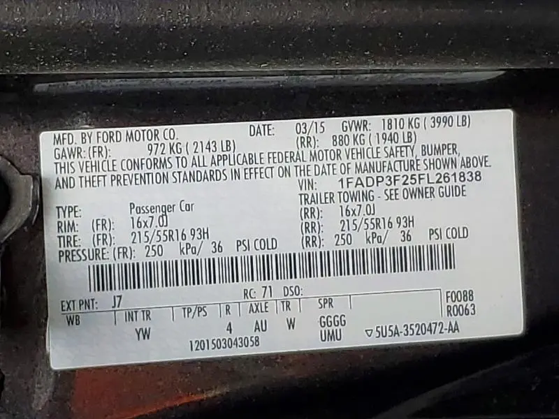 2015 FORD FOCUS SE  
