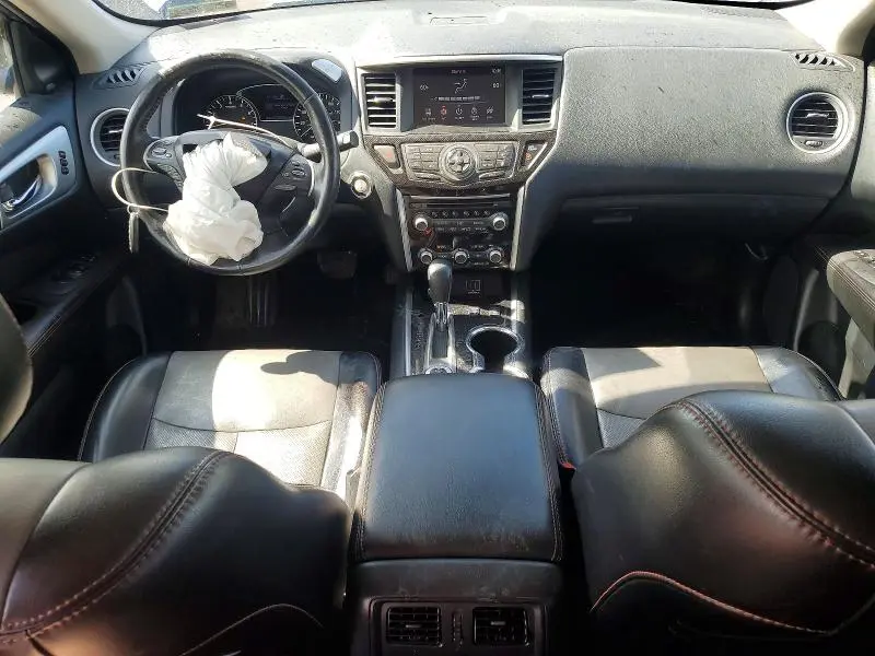 2020 NISSAN PATHFINDER SL  