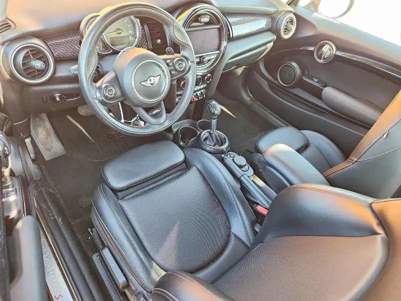 2015 MINI COOPER S  