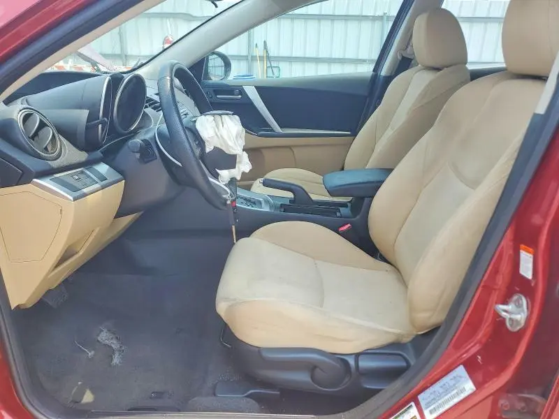 2010 MAZDA 3 S  