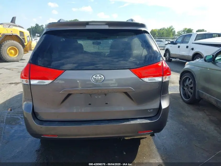 2013 TOYOTA SIENNA LE V6 8 PASSENGER