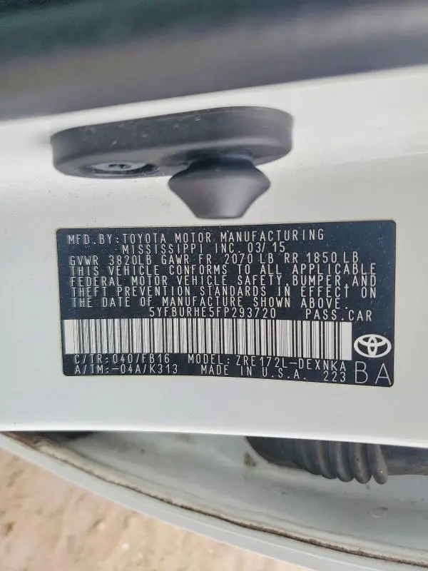 2015 TOYOTA COROLLA LE  