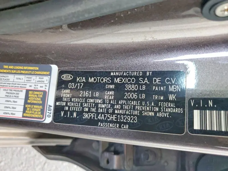 2017 KIA FORTE LX  
