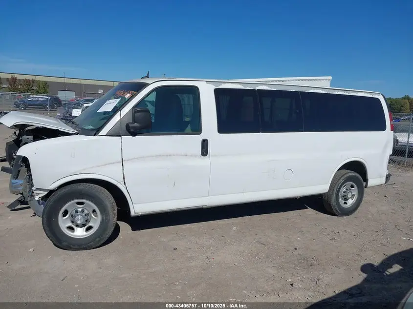 2012 CHEVROLET EXPRESS 3500 LT
