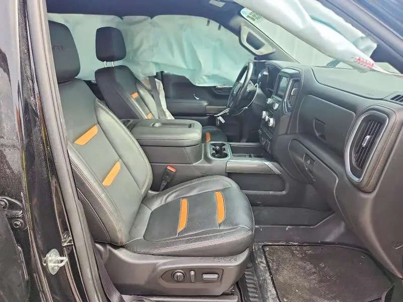 2021 GMC SIERRA K1500 AT4  