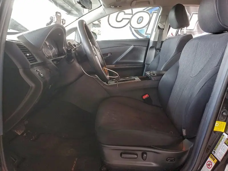 2013 TOYOTA VENZA LE  