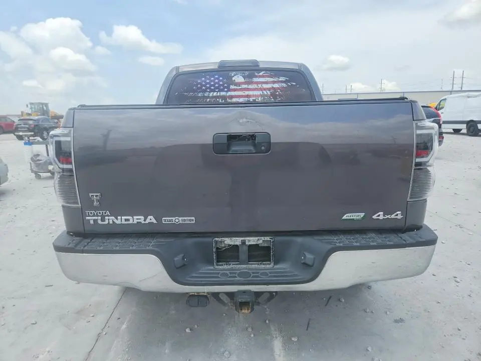 2011 TOYOTA TUNDRA   