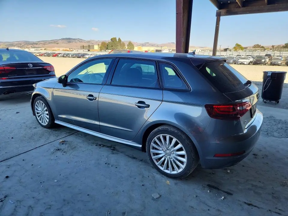 2016 AUDI A3 E-TRON PREMIUM  