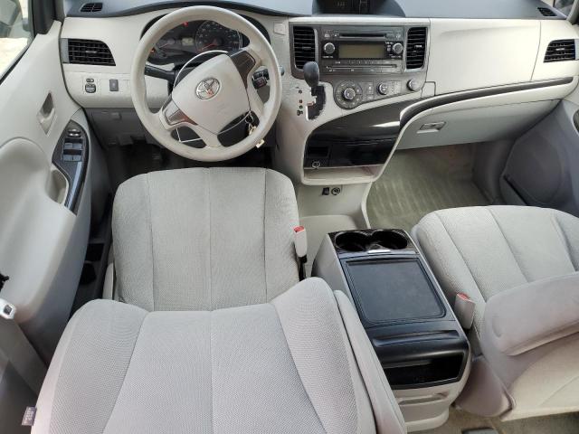 2013 TOYOTA SIENNA 