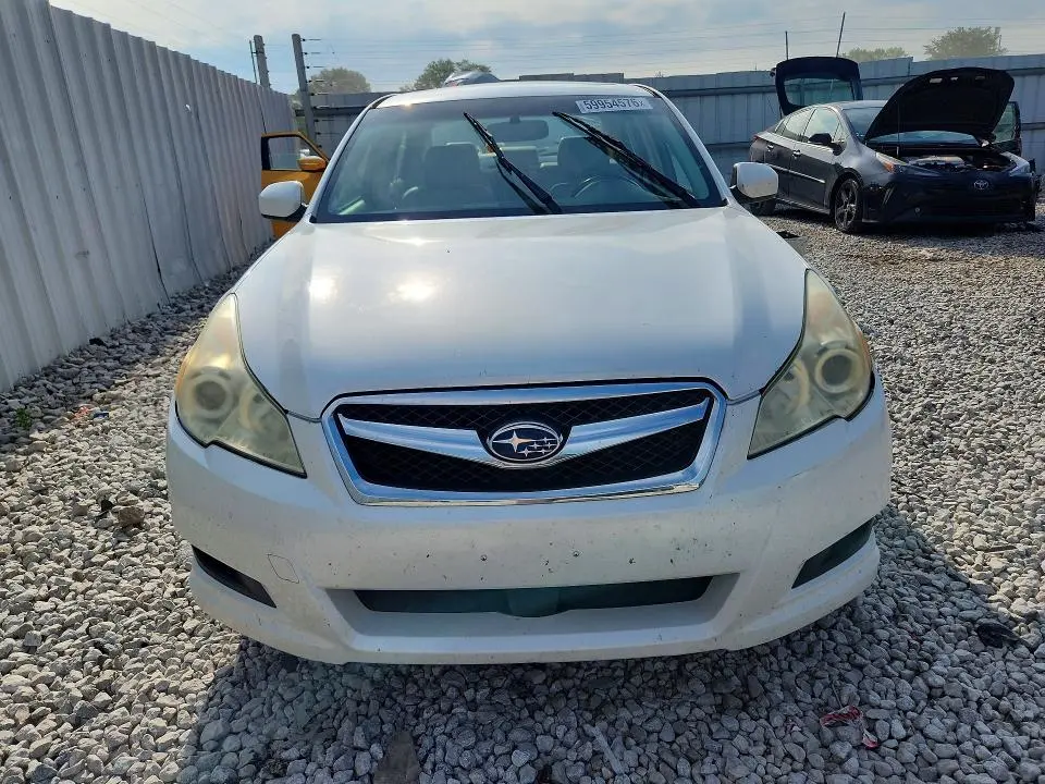2011 SUBARU LEGACY 2.5I LIMITED  