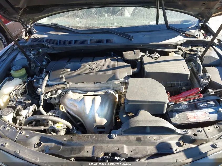 2011 TOYOTA CAMRY LE