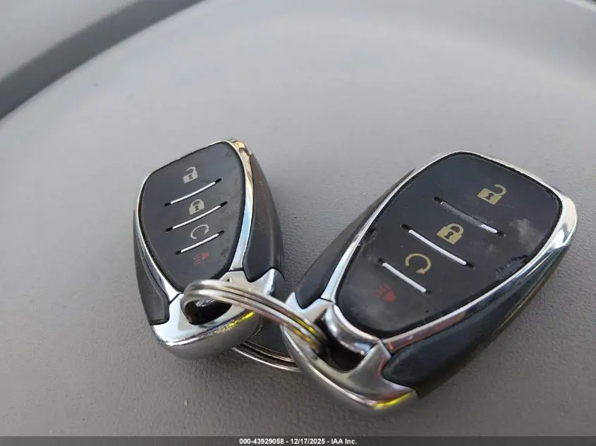 2017 CHEVROLET VOLT LT