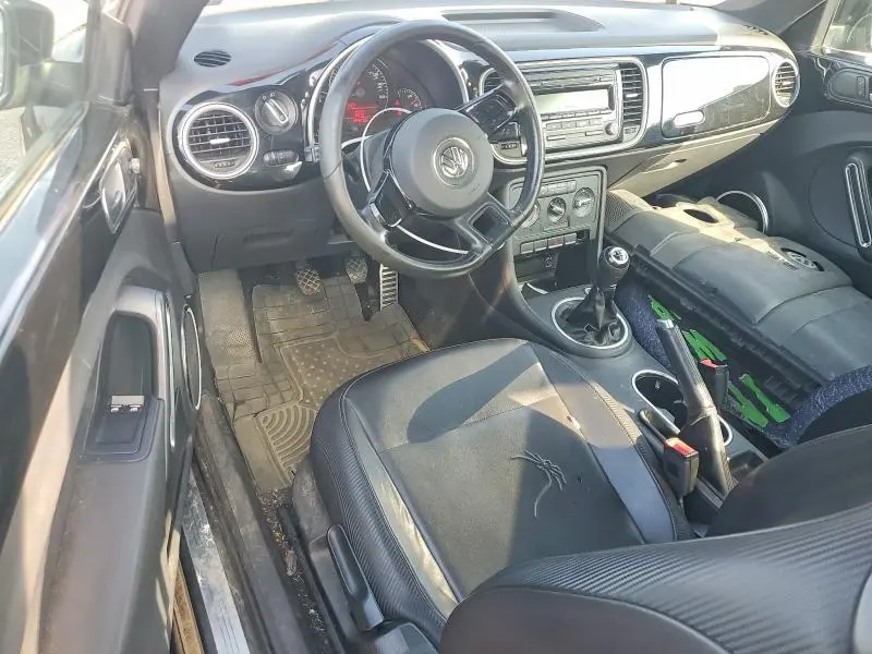 2012 VOLKSWAGEN BEETLE   