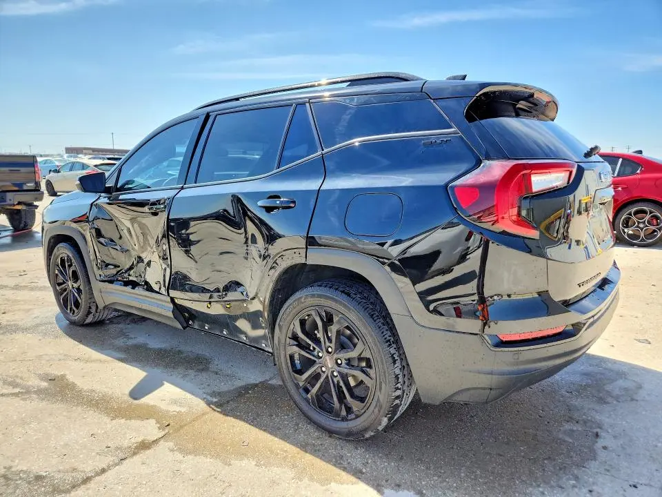 2022 GMC TERRAIN SLT  