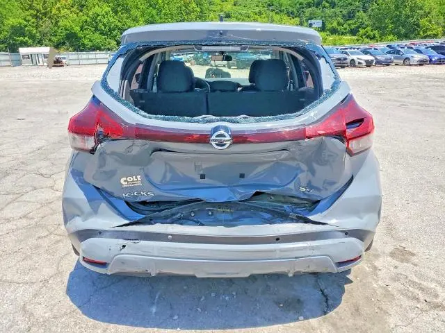 2021 NISSAN KICKS SV  