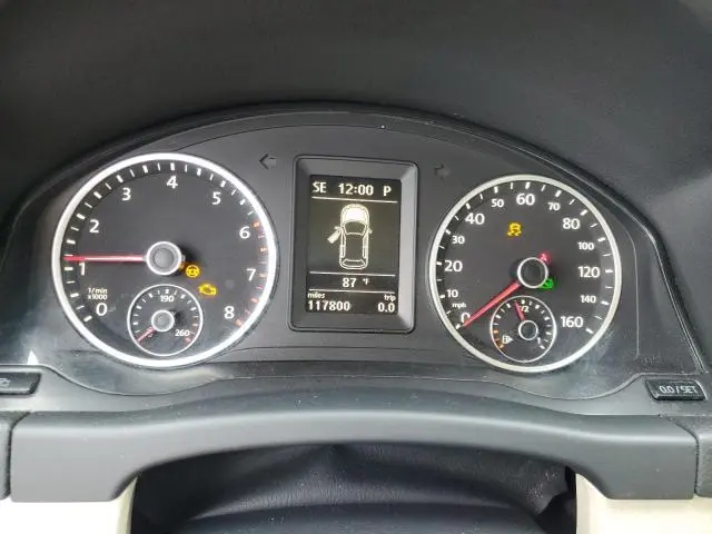 2010 VOLKSWAGEN TIGUAN S  