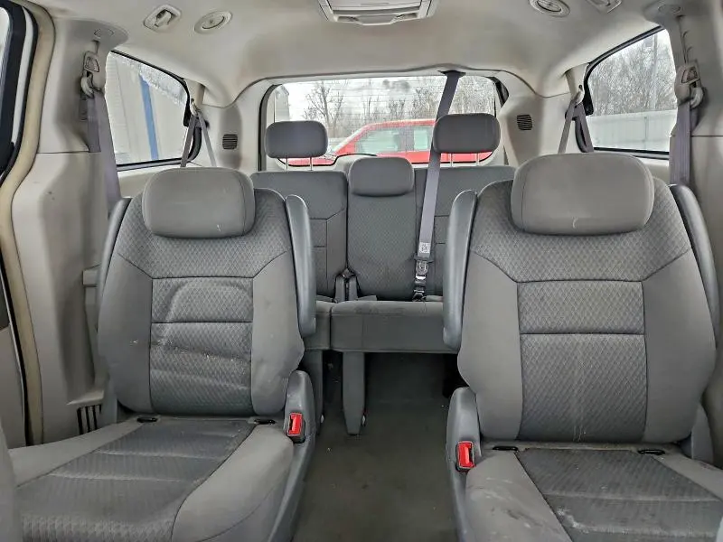 2010 CHRYSLER TOWN & COUNTRY TOURING  