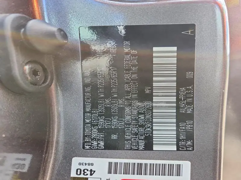 2022 TOYOTA SIENNA LE  