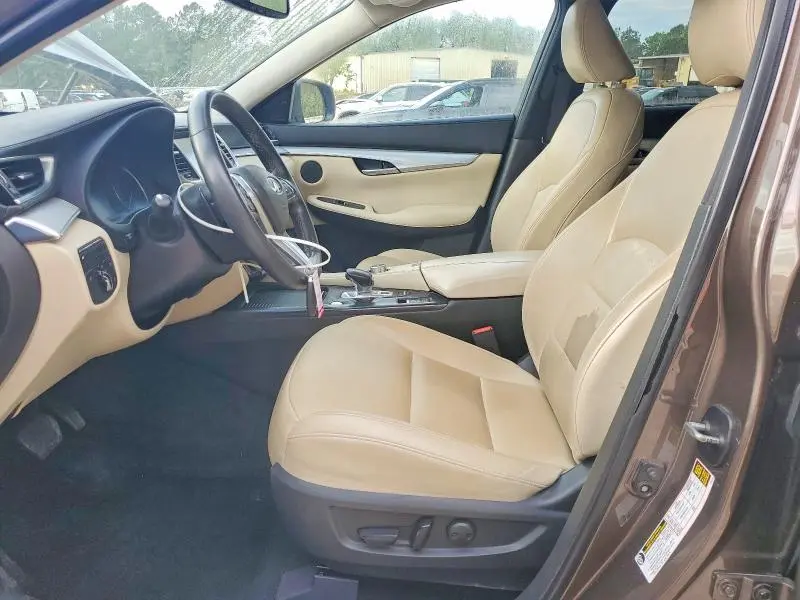 2019 INFINITI QX50 LUXE  