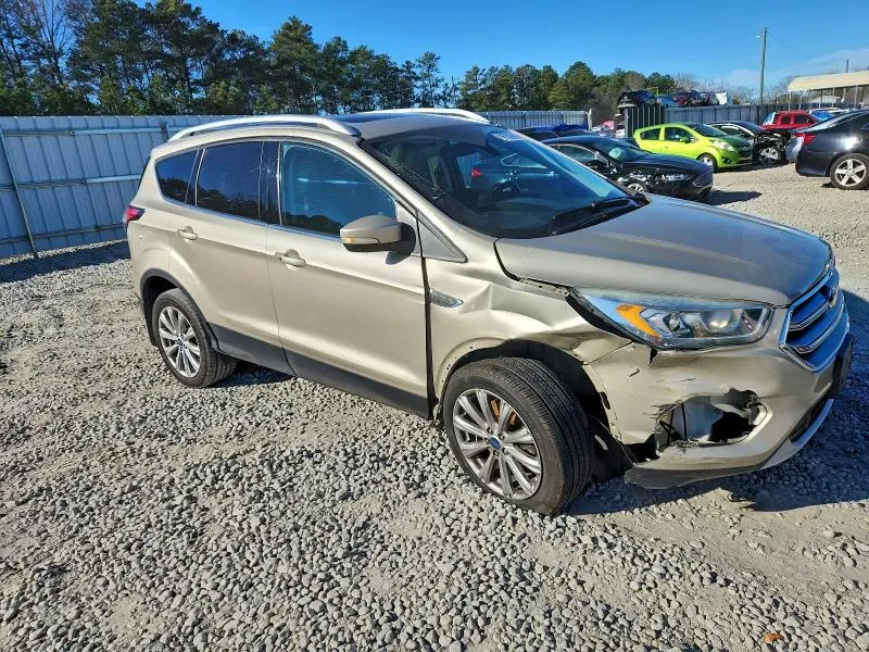 2017 FORD ESCAPE TITANIUM  