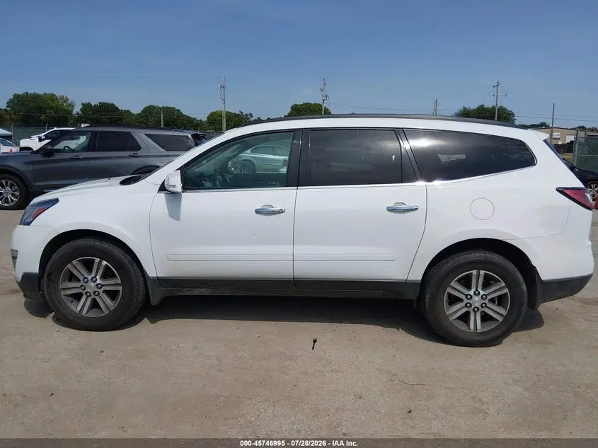 2017 CHEVROLET TRAVERSE LT