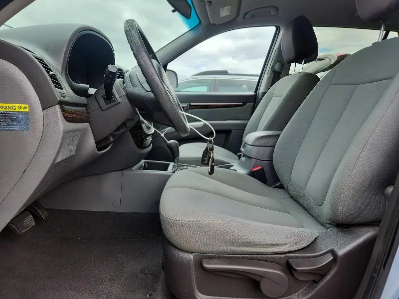 2010 HYUNDAI SANTA FE GLS  