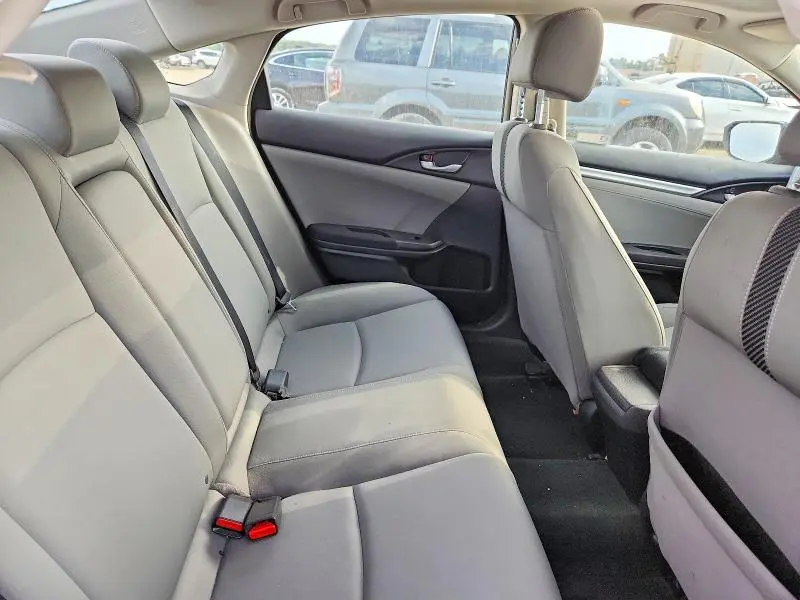 2018 HONDA CIVIC EX  