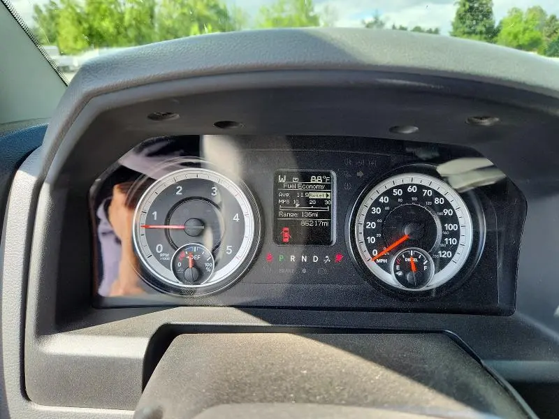 2016 RAM 2500 SLT  