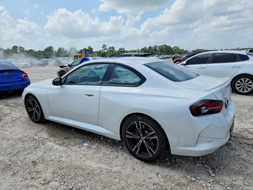 2026 BMW 230XI   