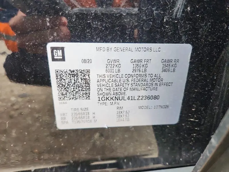 2020 GMC ACADIA SLT  