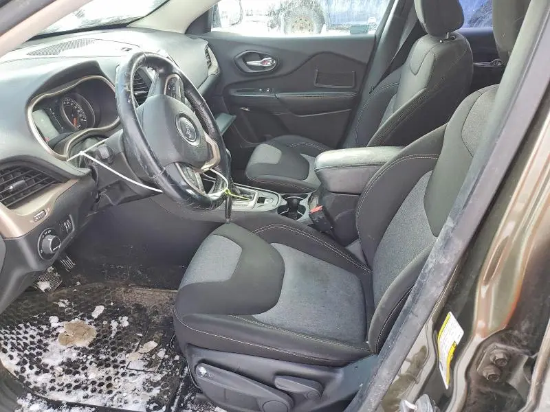 2015 JEEP CHEROKEE SPORT  