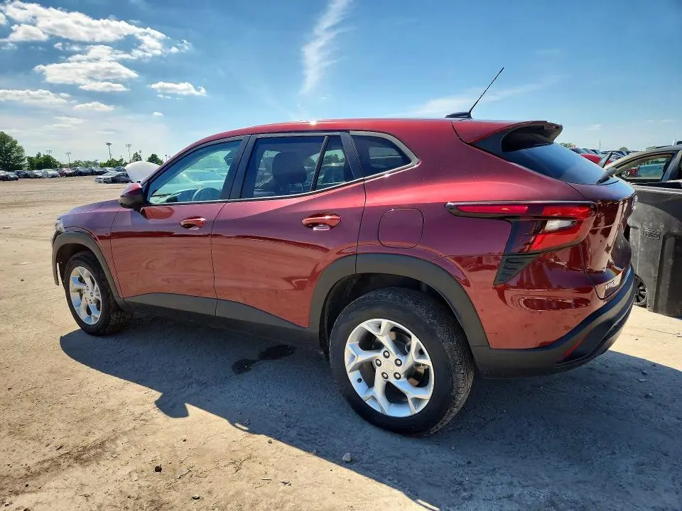 2024 CHEVROLET TRAX LS  