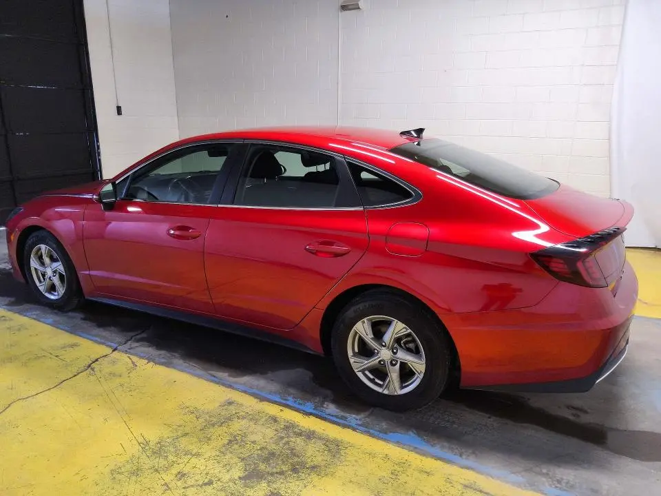 2022 HYUNDAI SONATA SE  