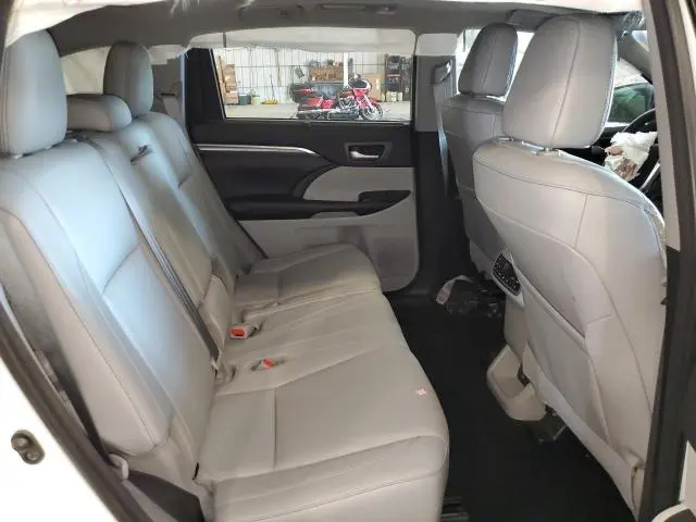 2018 TOYOTA HIGHLANDER LIMITED  