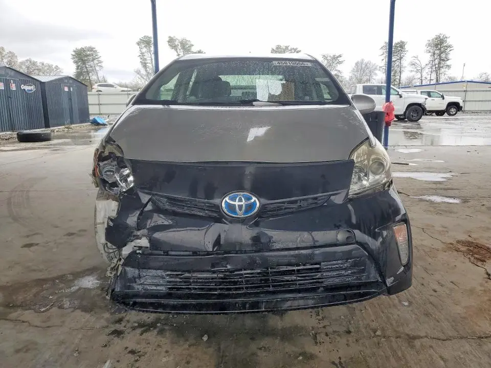 2015 TOYOTA PRIUS TWO  