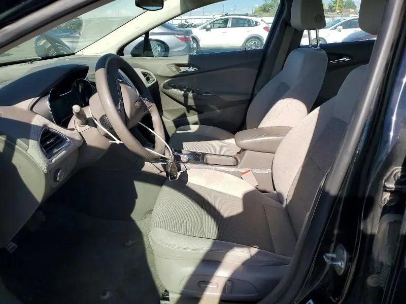 2017 CHEVROLET CRUZE LT  