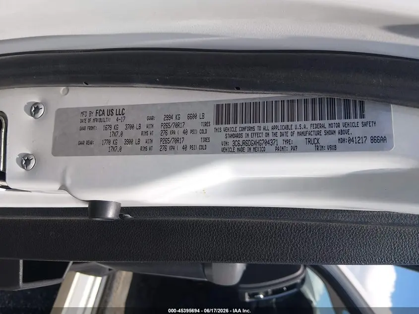 2017 RAM 1500 TRADESMAN  4X2 8' BOX