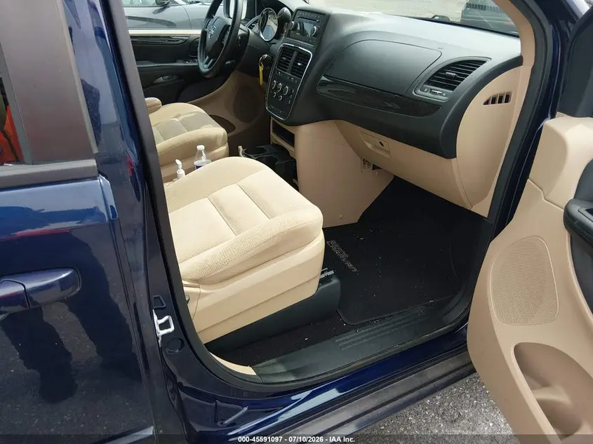 2016 DODGE GRAND CARAVAN SE