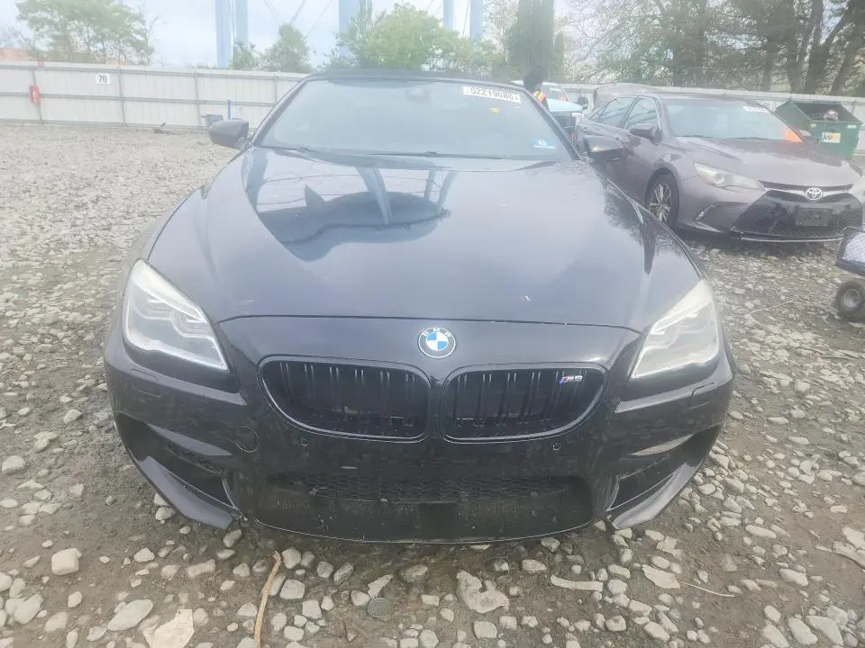 2016 BMW M6   