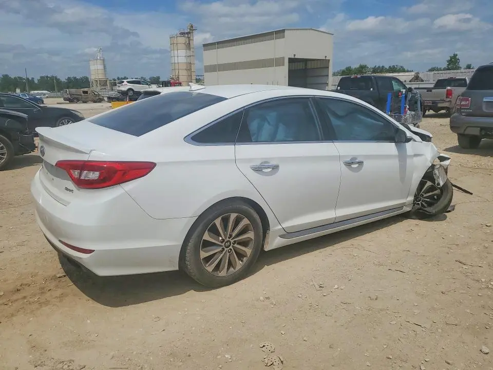 2016 HYUNDAI SONATA SPORT  