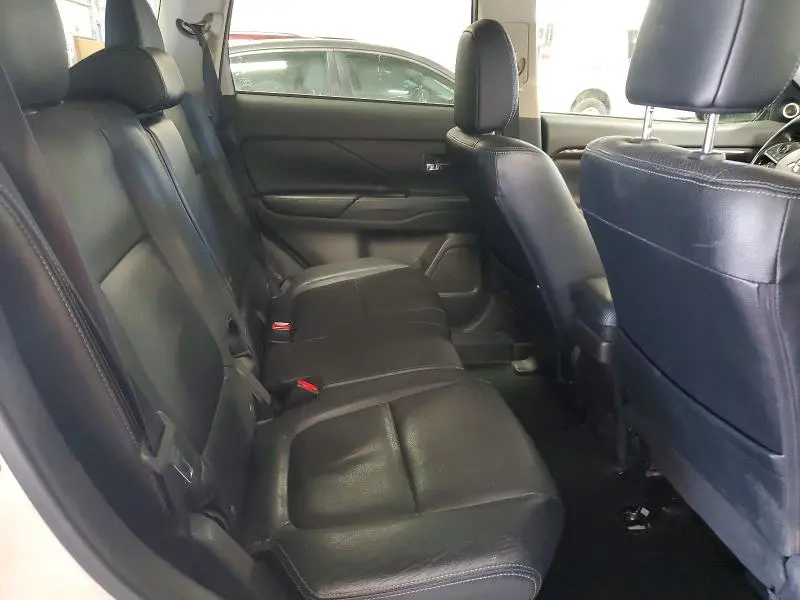 2017 MITSUBISHI OUTLANDER GT  