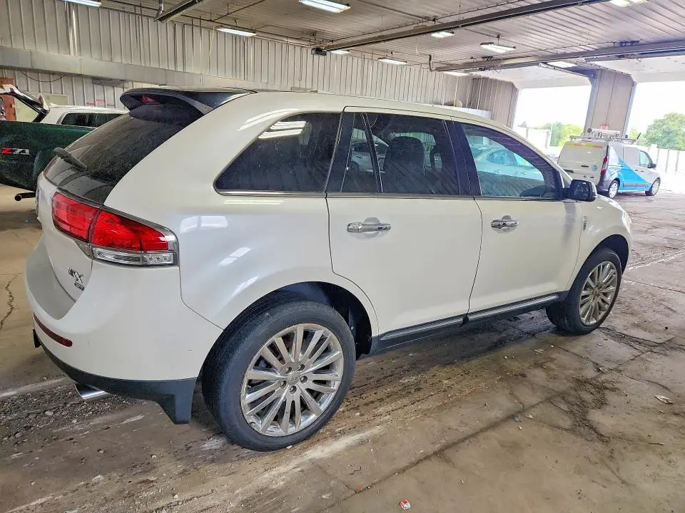 2013 LINCOLN MKX   
