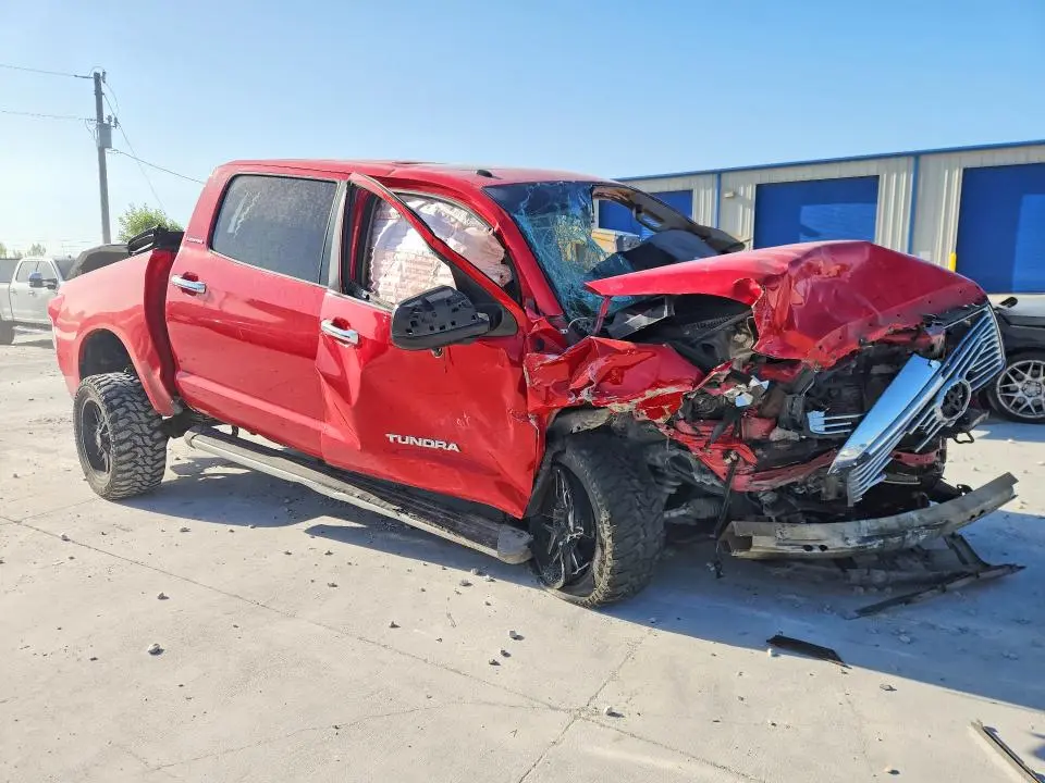 2011 TOYOTA TUNDRA CREWMAX LIMITED  