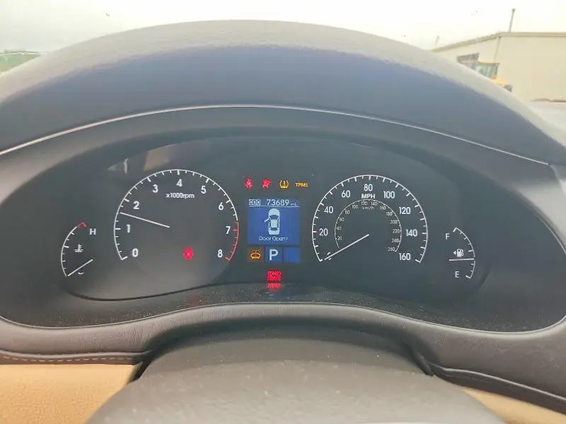 2011 HYUNDAI GENESIS 3.8L  