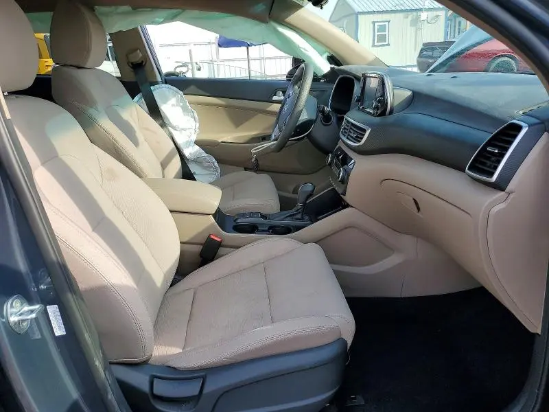 2021 HYUNDAI TUCSON BASE  