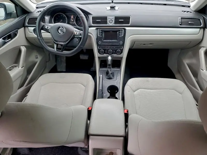 2016 VOLKSWAGEN PASSAT S  